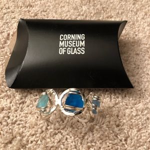 MOVING MAKE AN OFFER 🚛 Museum of Glass Bracelet